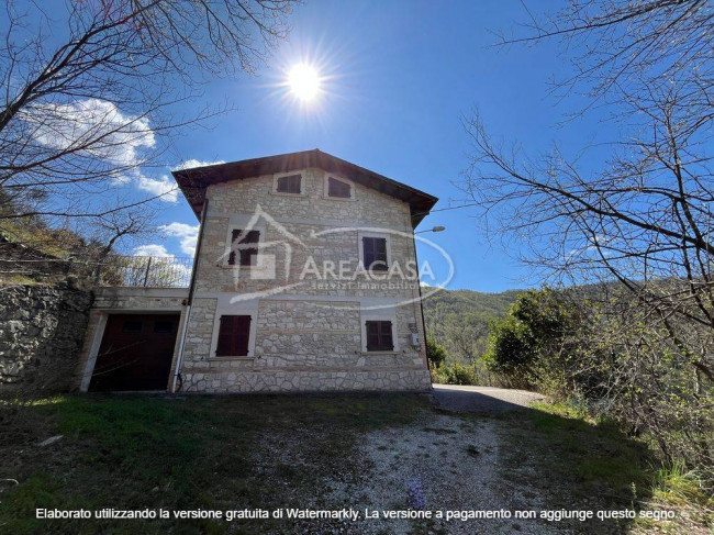 Casa singola in vendita a Acquasanta Terme