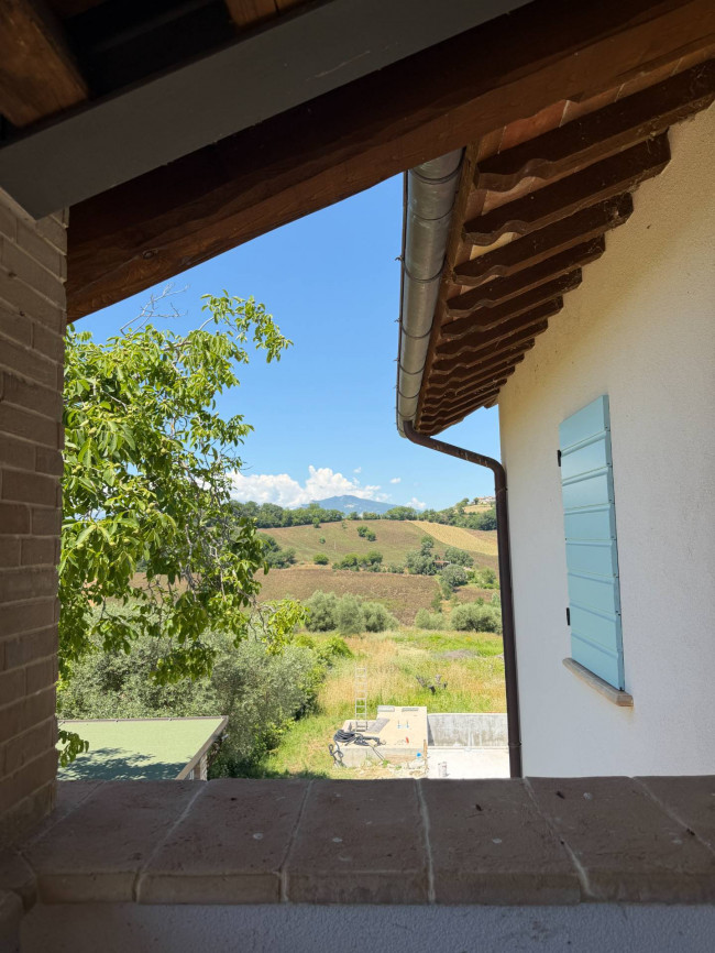 Villa in vendita a Castorano