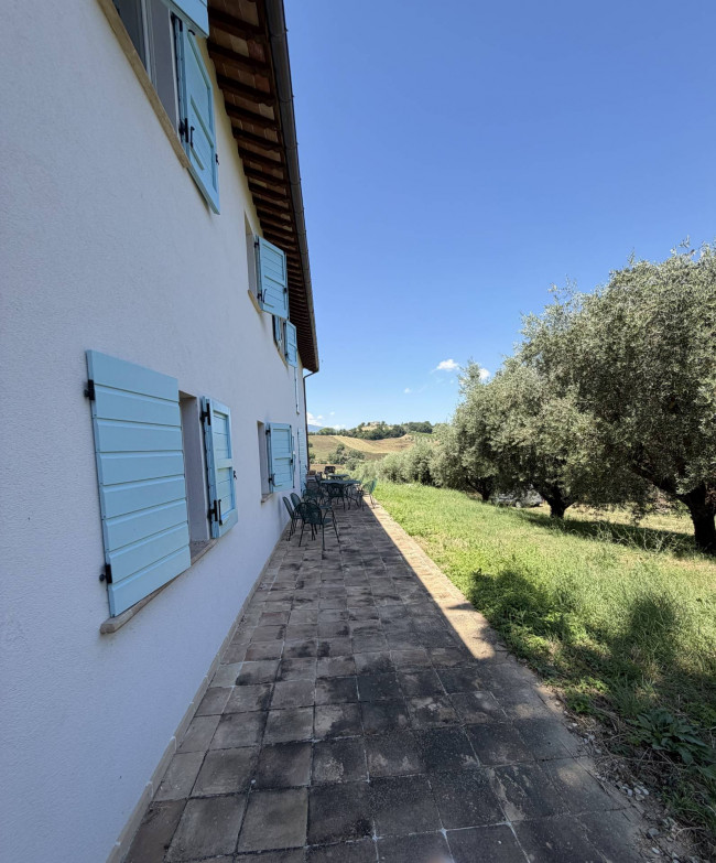 Villa in vendita a Castorano