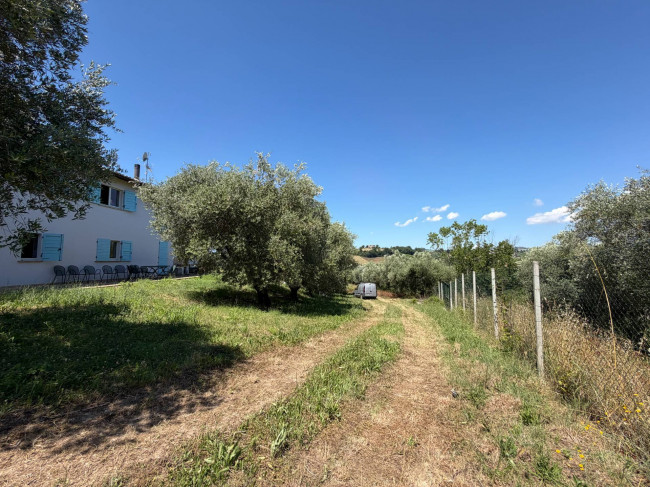 Villa in vendita a Castorano