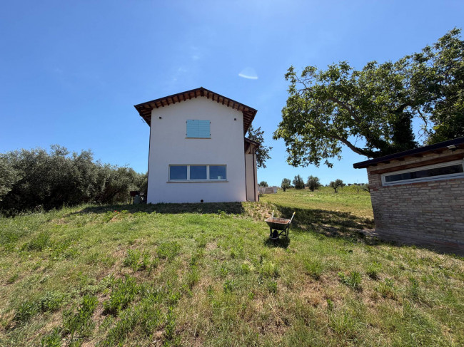 Villa in vendita a Castorano
