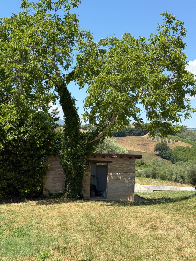 Villa in vendita a Castorano