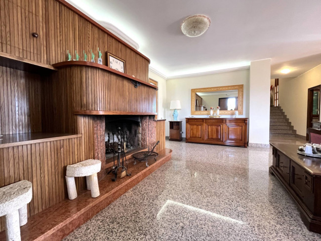 Villa in vendita a Valle Castellana