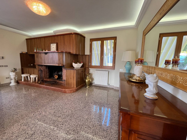 Villa in vendita a Valle Castellana