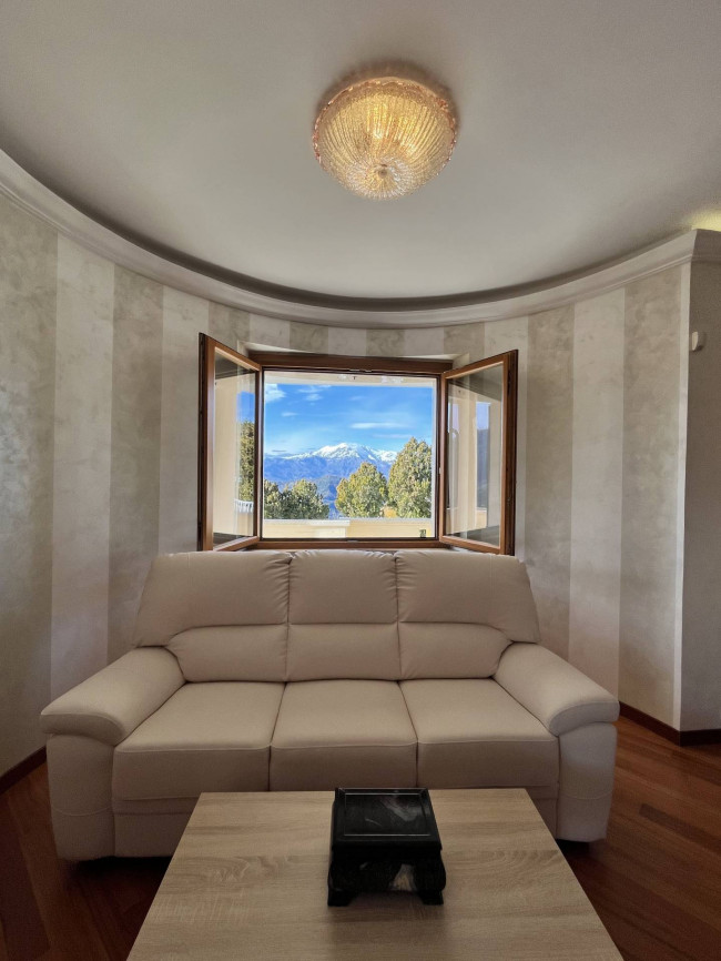 Villa in vendita a Valle Castellana