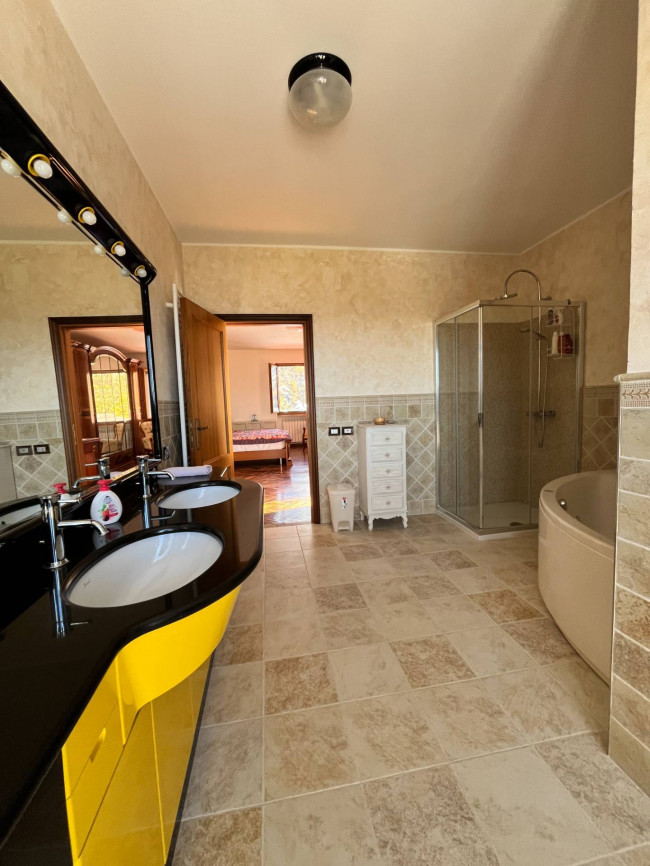 Villa in vendita a Valle Castellana