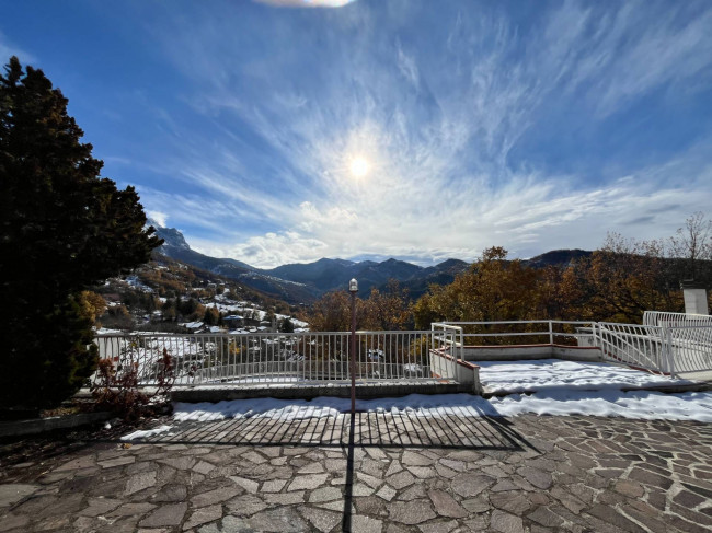Villa in vendita a Valle Castellana