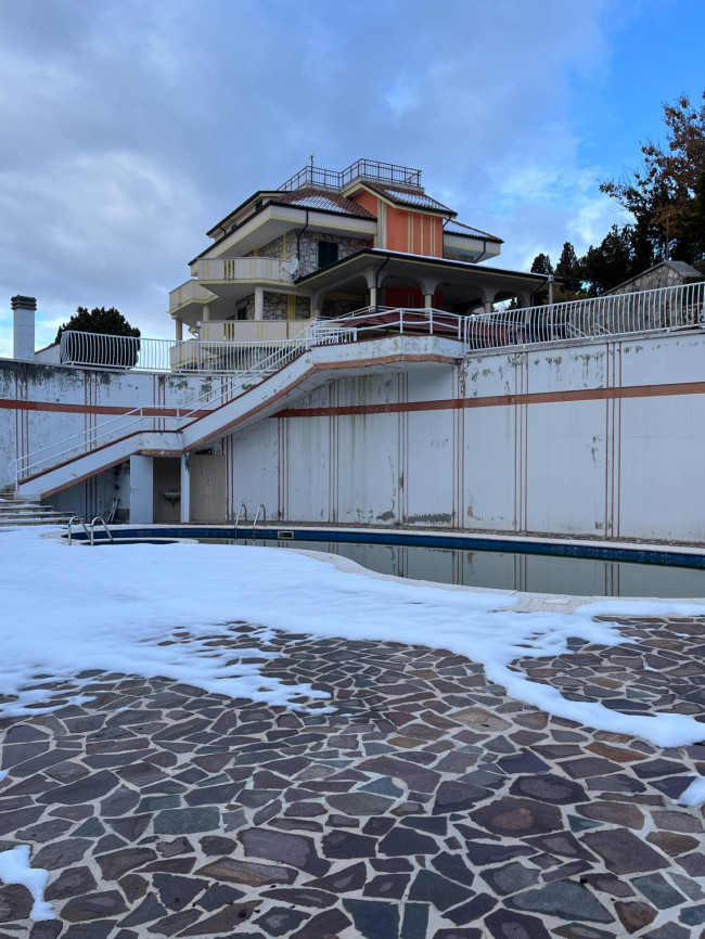 Villa in vendita a Valle Castellana
