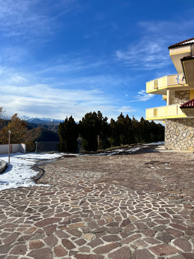 Villa in vendita a Valle Castellana
