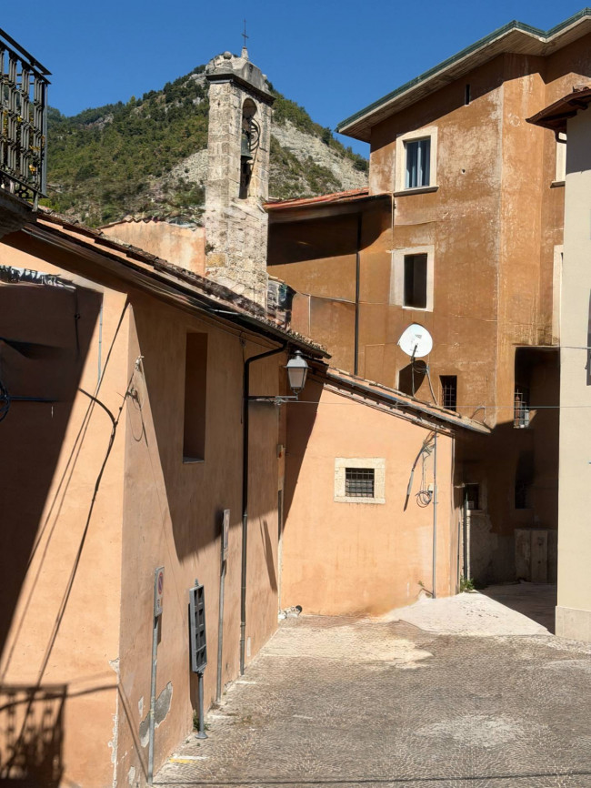 Casa indipendente in vendita a Acquasanta Terme