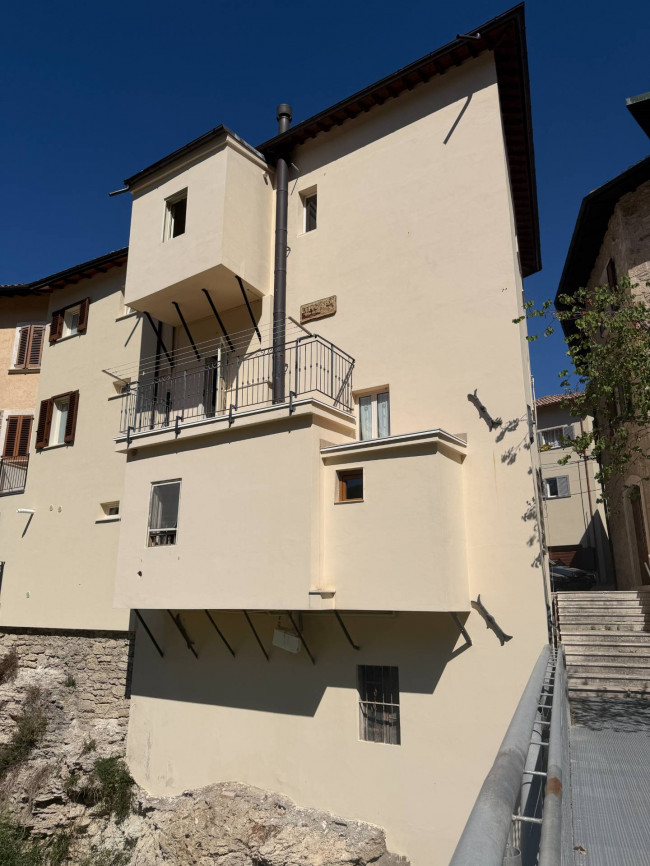 Casa indipendente in vendita a Acquasanta Terme