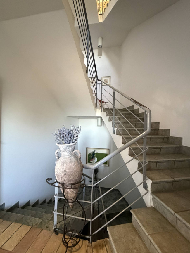 Albergo in vendita a Massignano