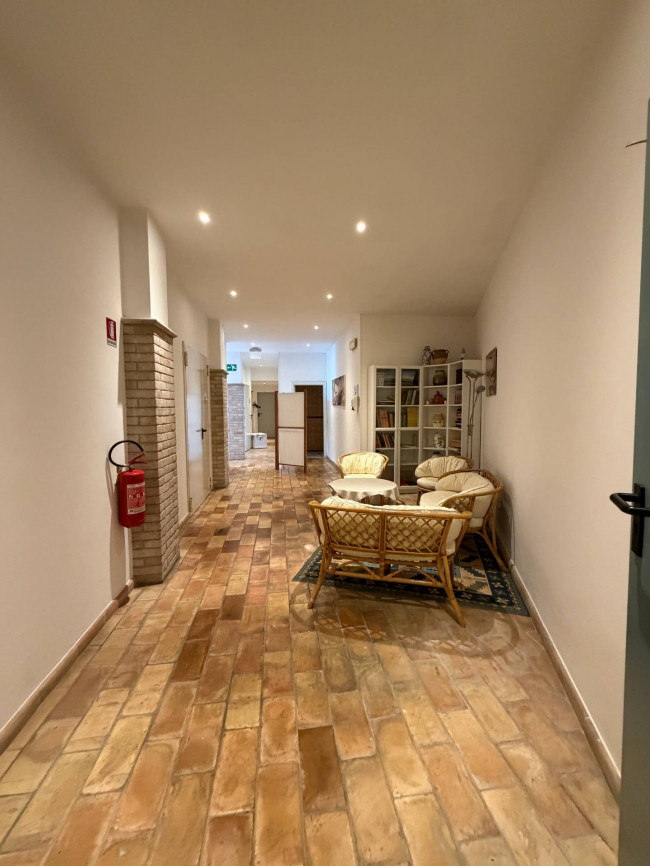 Albergo in vendita a Massignano