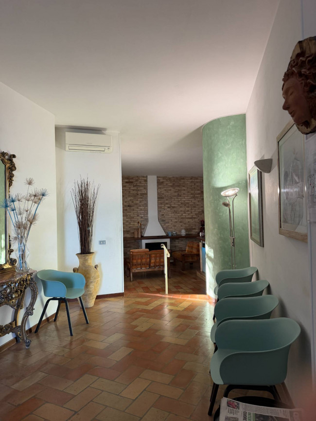 Albergo in vendita a Massignano