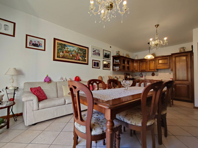 Appartamento in vendita a Varazze