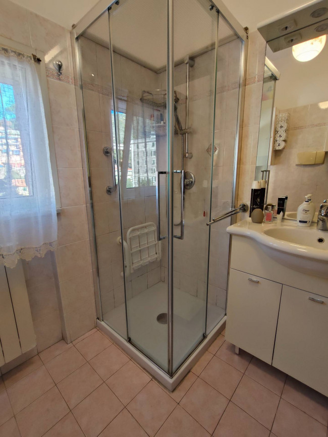 Appartamento in vendita a Varazze