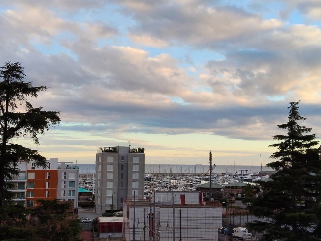 Appartamento in affitto a Varazze