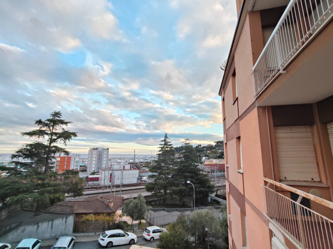 Appartamento in affitto a Varazze