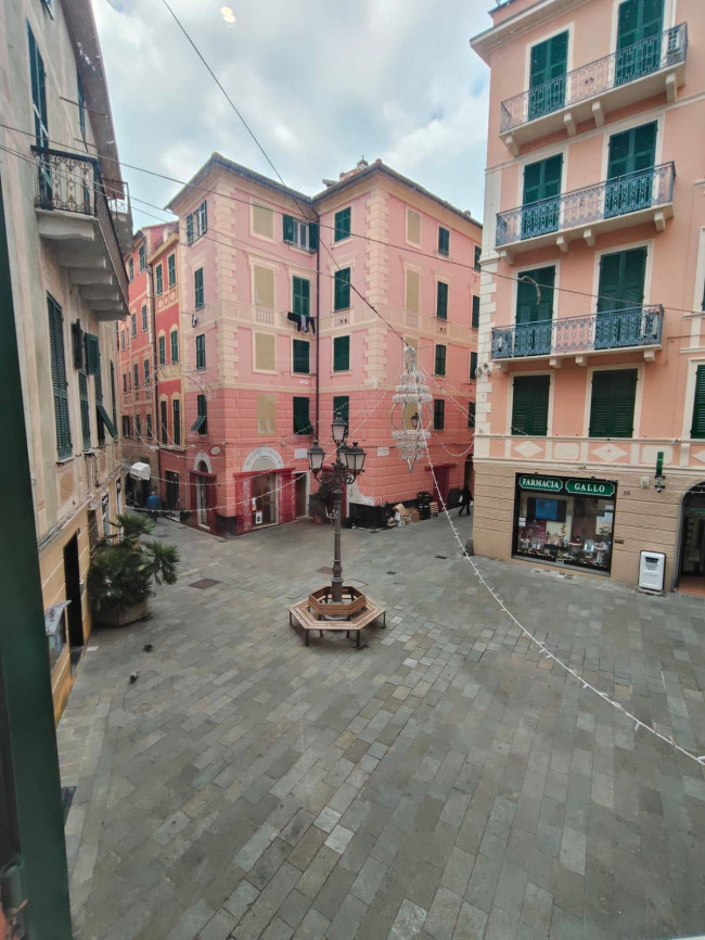 Appartamento in vendita a Varazze