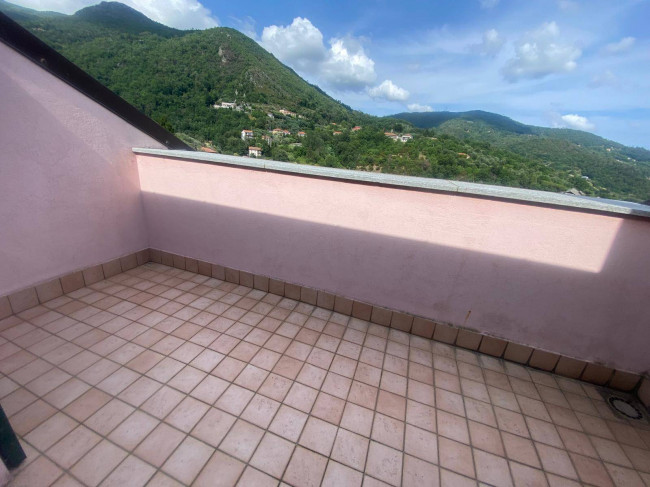 Appartamento in vendita a Varazze