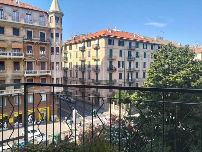 Appartamento in vendita a Savona