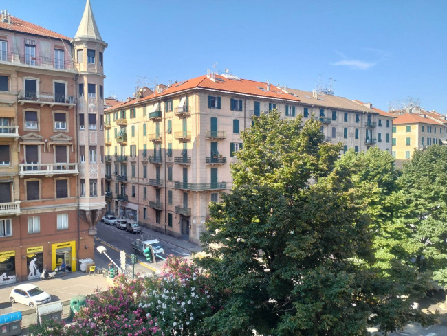 Appartamento in vendita a Savona
