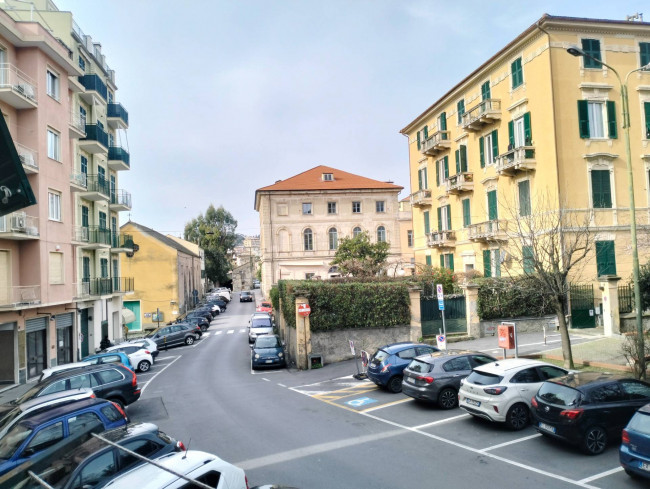 Appartamento in vendita a Varazze