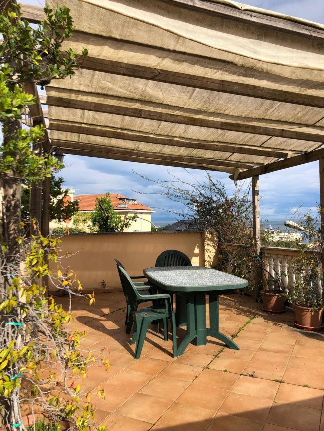 Villa in vendita a Varazze