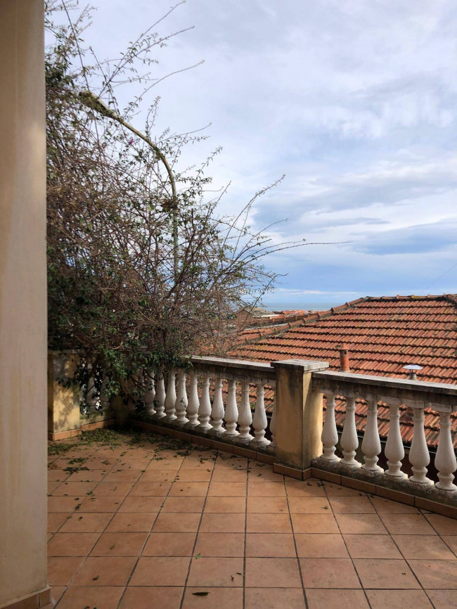 Villa in vendita a Varazze