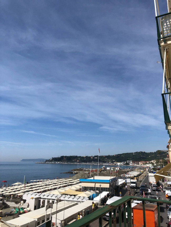 Appartamento in affitto a Varazze