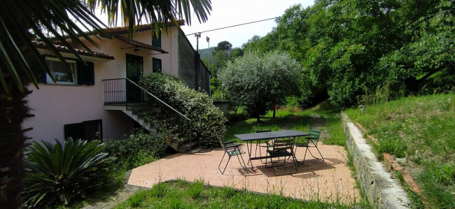 Casa singola in affitto a Varazze