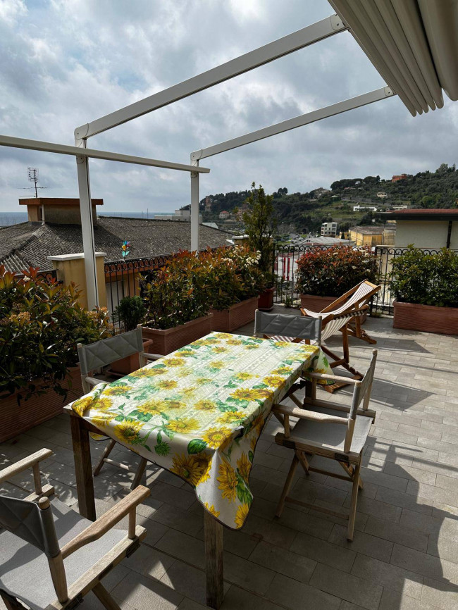 Appartamento in affitto a Varazze