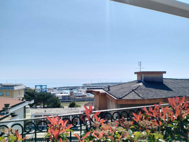 Appartamento in affitto a Varazze