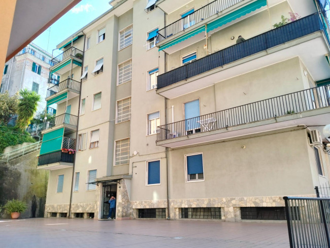 Appartamento in vendita a Varazze