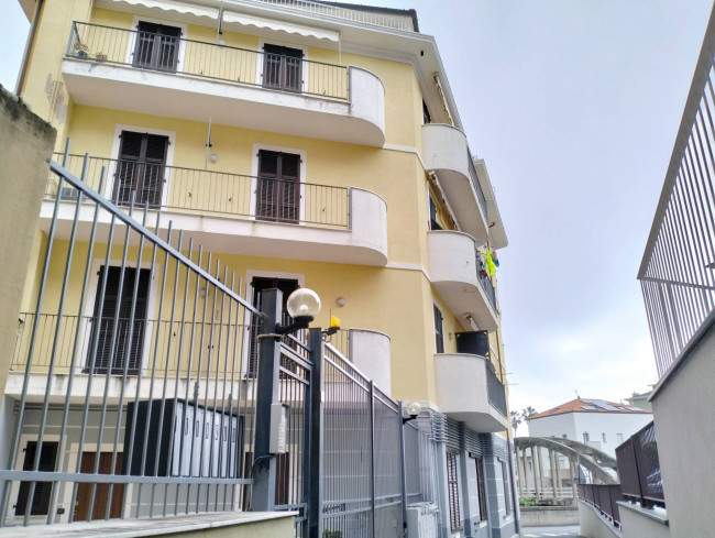 Appartamento in affitto a Varazze
