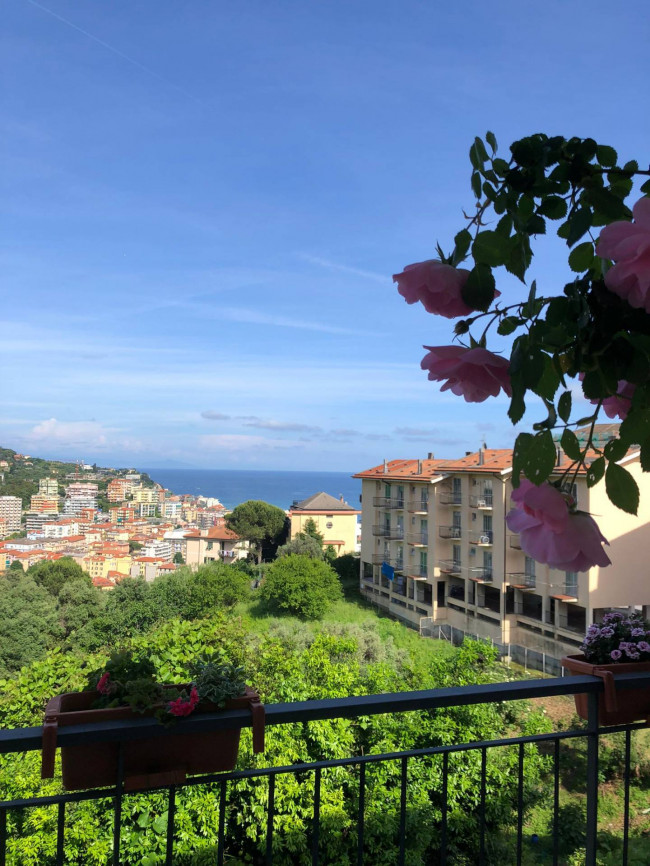 Appartamento in affitto a Varazze
