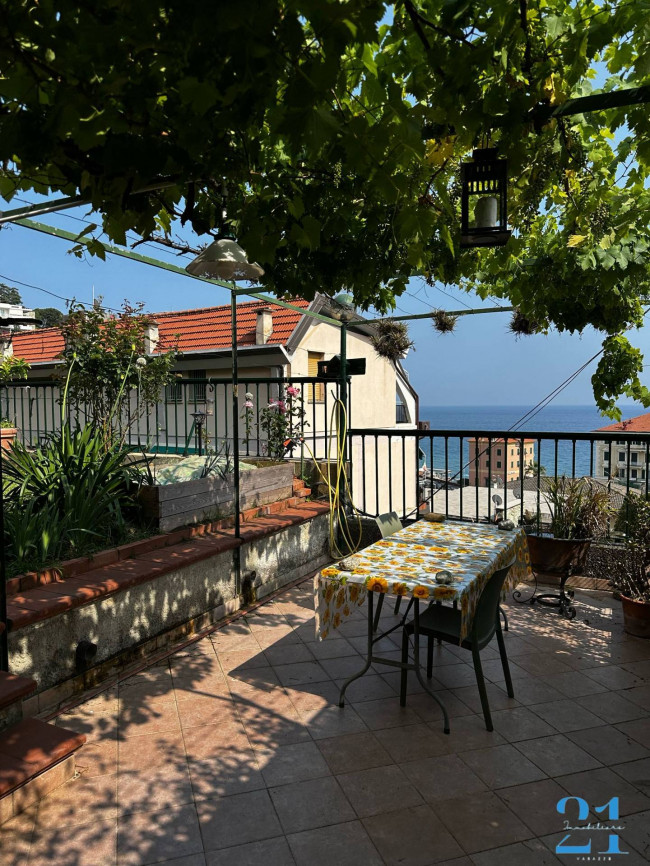 Appartamento in affitto a Varazze