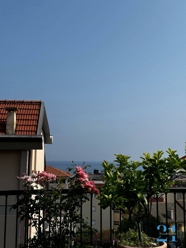 Appartamento in affitto a Varazze