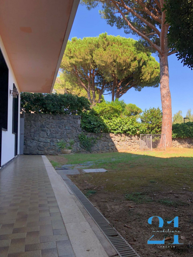 Casa singola in affitto a Varazze