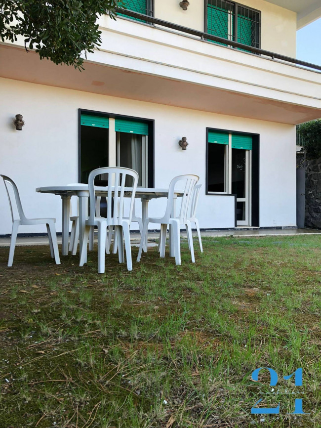 Casa singola in affitto a Varazze