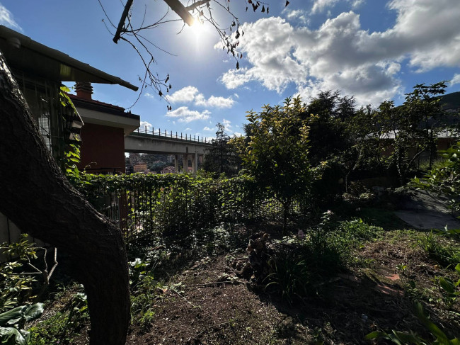 Appartamento in vendita a Varazze