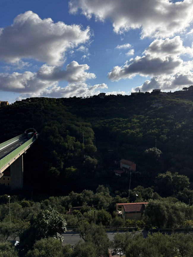 Appartamento in vendita a Celle Ligure