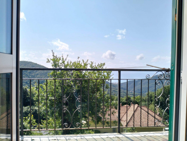 Villa in vendita a Varazze