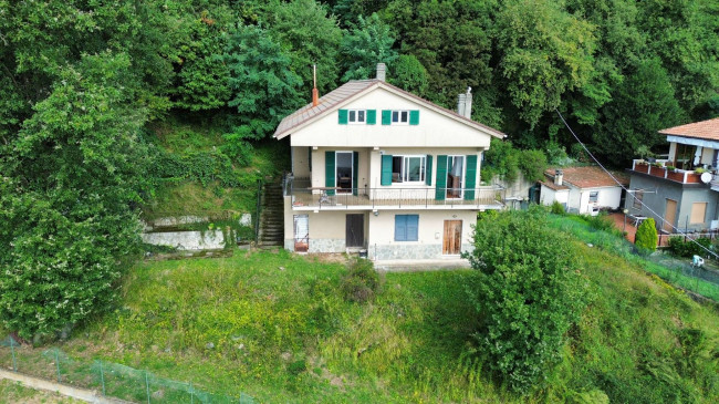 Villa in vendita a Varazze