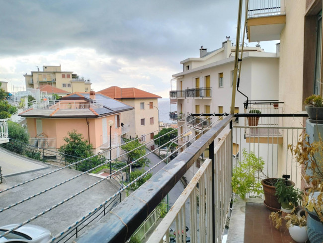 Appartamento in vendita a Varazze
