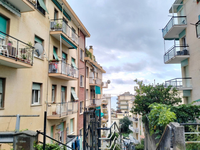 Appartamento in vendita a Varazze