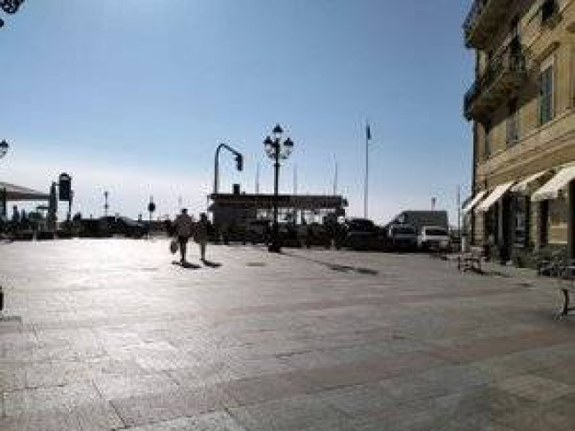 Appartamento in affitto a Varazze