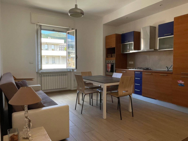 Appartamento in affitto a Varazze