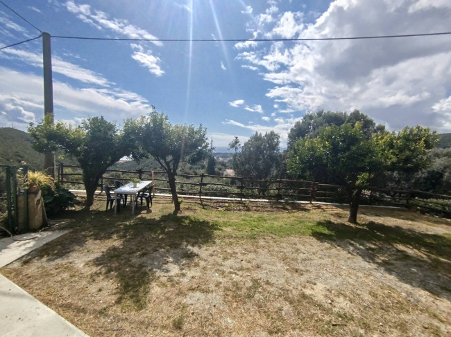 Appartamento in affitto a Varazze