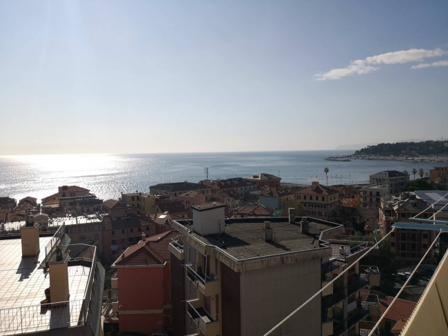 Appartamento in affitto a Varazze